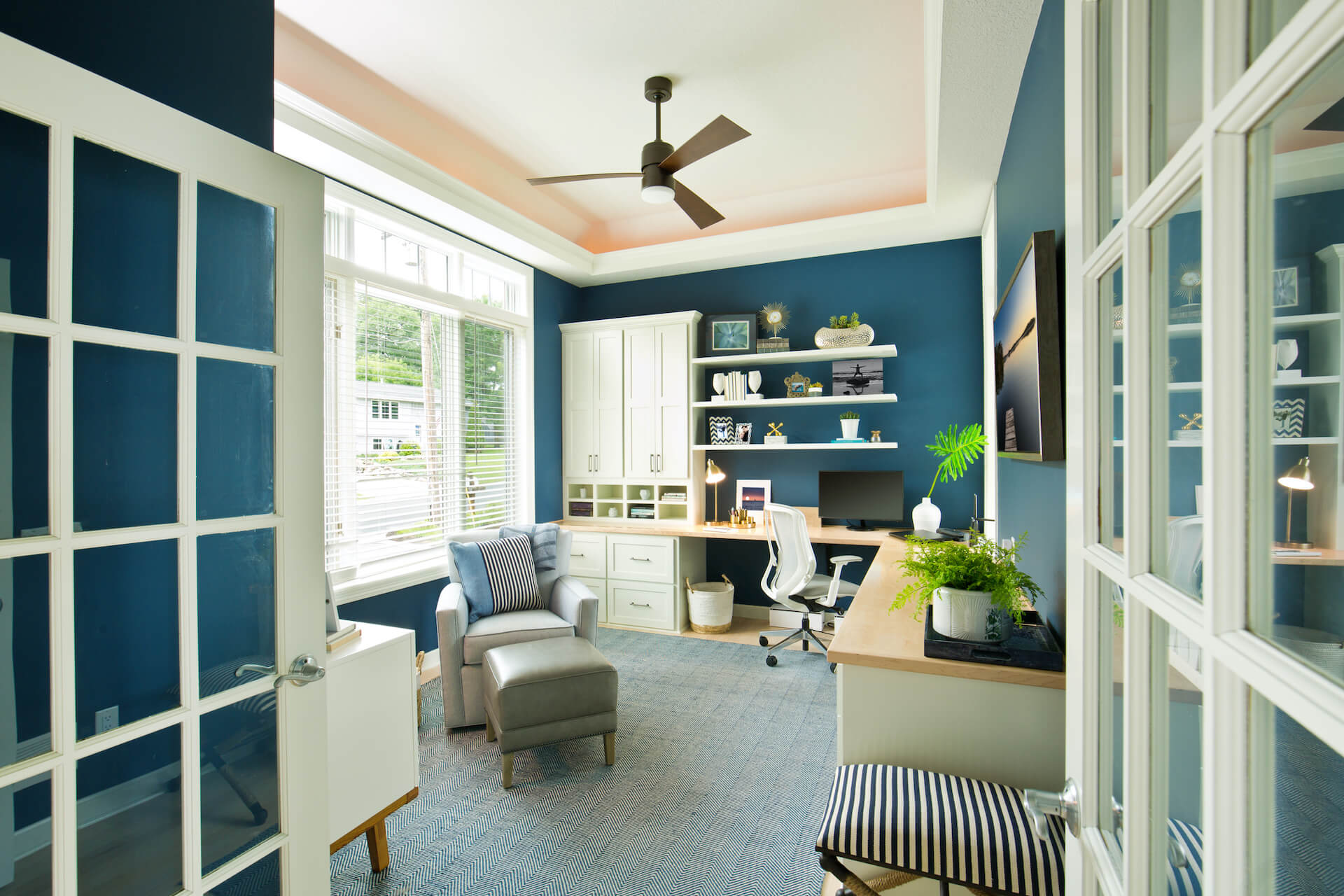 Modern Contemporary Interior Design Of Home Office Room